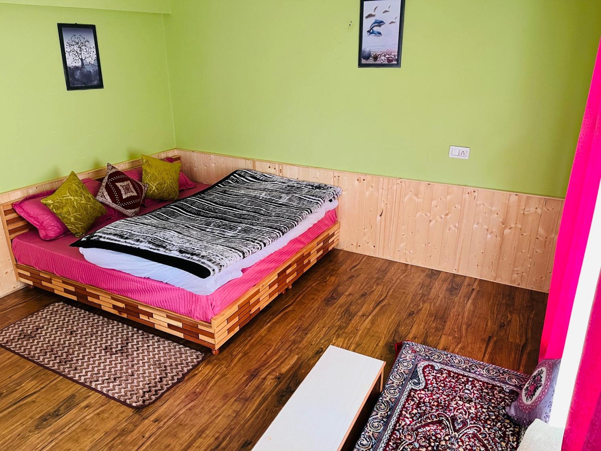 Amma Home Stay Keylong Kyelang Eksteriør bilde