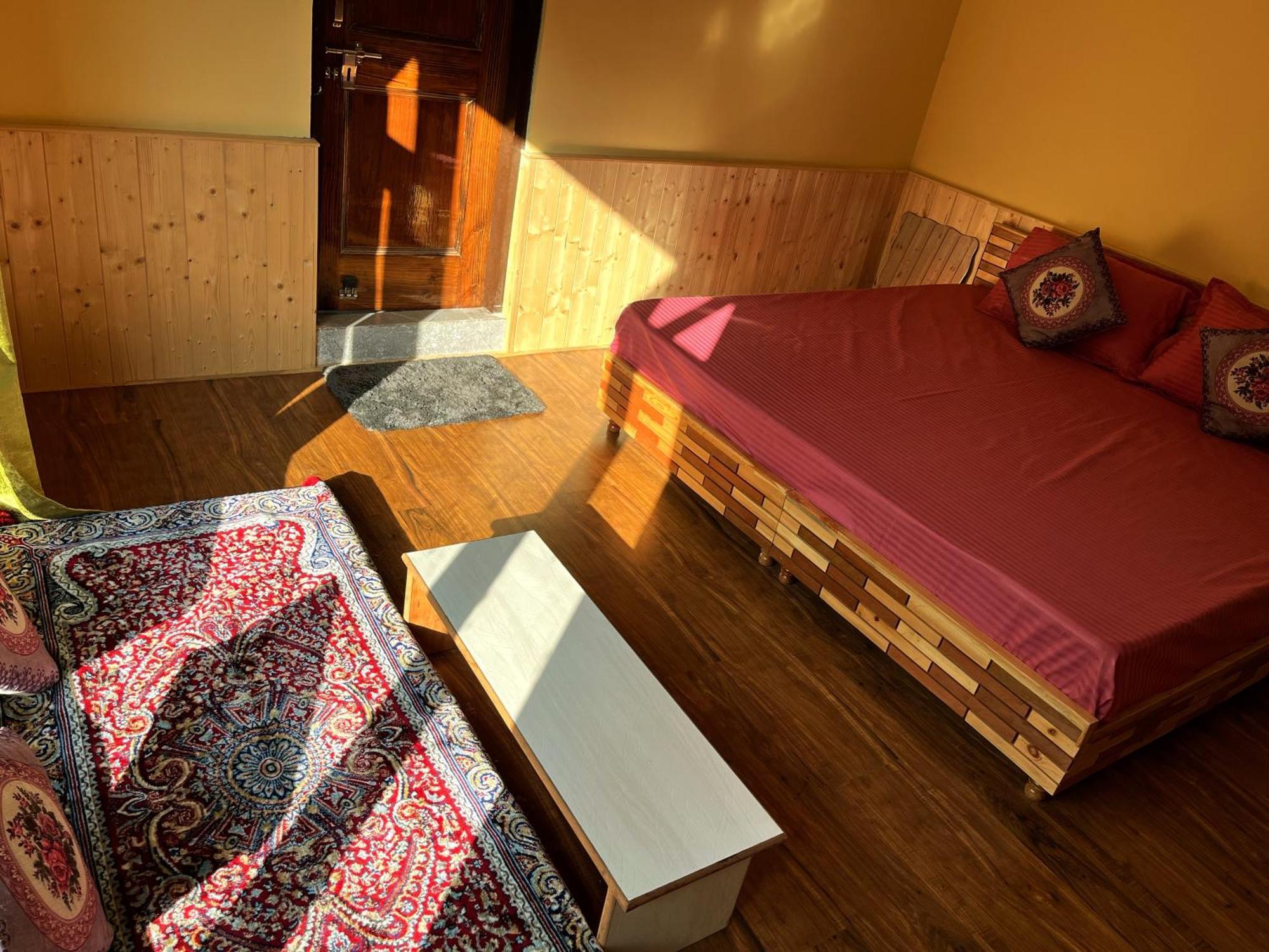 Amma Home Stay Keylong Kyelang Eksteriør bilde